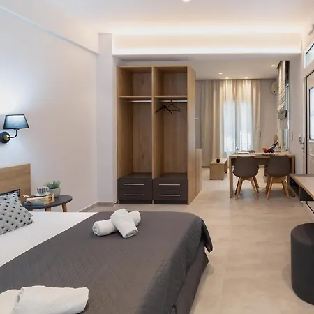 Bed and breakfast Petani 3*